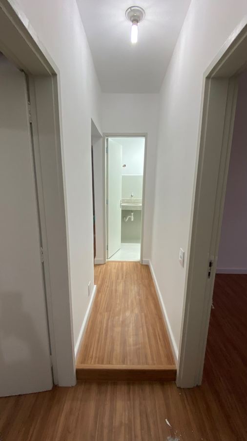 Corredor com piso novo